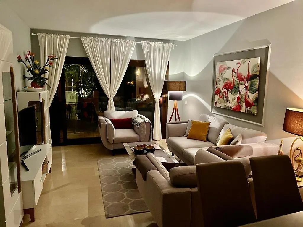 Flamingo Apartment Coto Real La Duquesa Manilva 0*,  Spanyolország